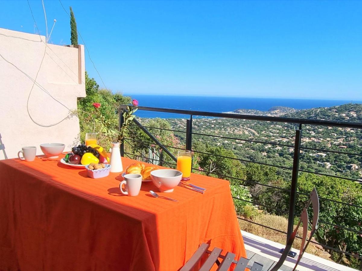 קבלייר-סור-מר Holiday Home Les Terrasses De L'Eau Blanche-4 By Interhome מראה חיצוני תמונה